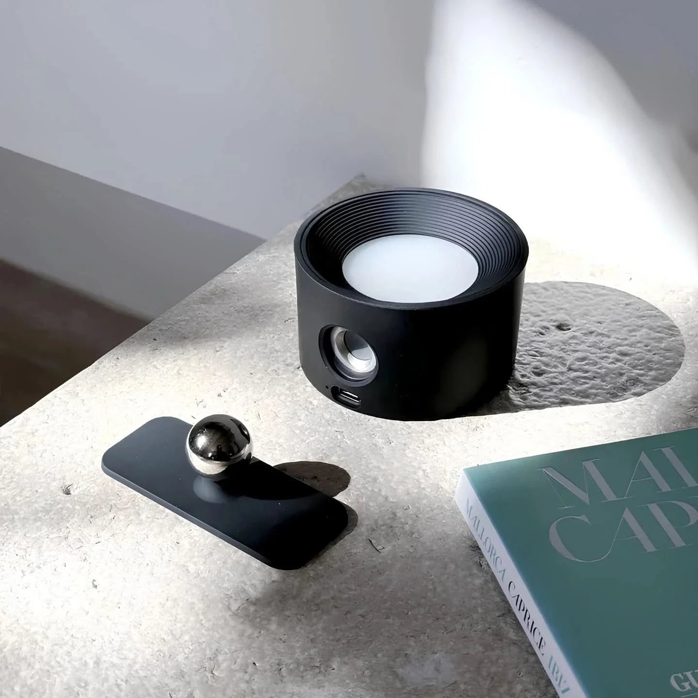 Trådlös LED Vägglampa – 360° Roterbar och Dimbart Ljus