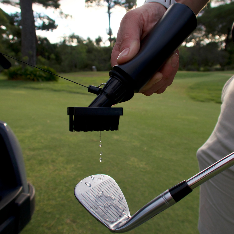 BirdieBuddy™ – Rengör klubborna, sänk ditt handicap och slå bättre slag.
